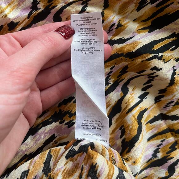 NWT! Boohoo Brown / Pink / Black Animal Print Blouse Size 8 - Picture 7 of 16